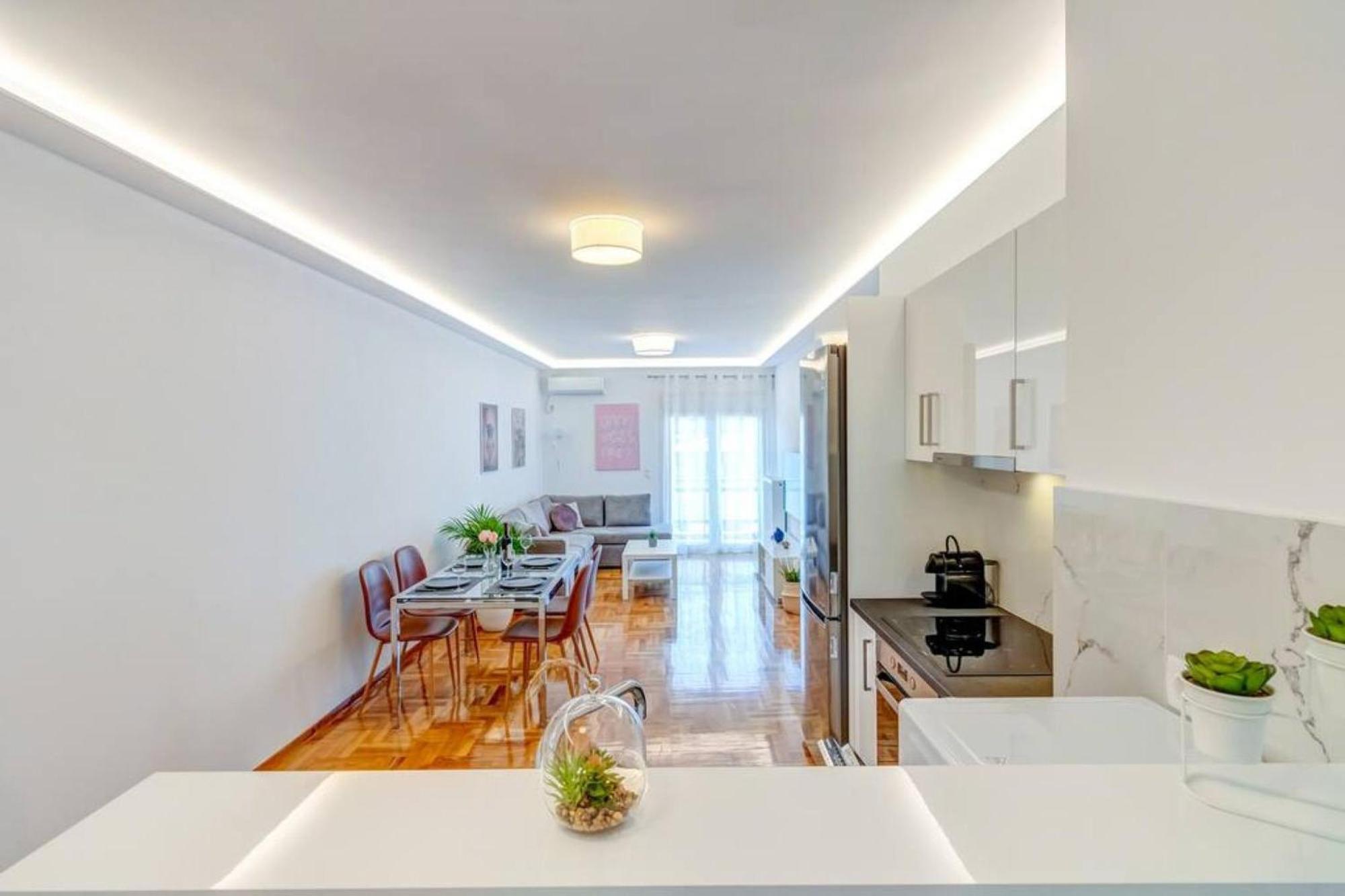Koukaki Lux 2Bd 1Master Ap Next To Acropolis Leilighet Athen Eksteriør bilde